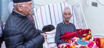एमाले अध्यक्ष ओलीलाई पितृ शोक