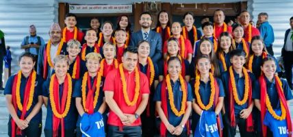 साफ महिला च्याम्पियनसिपमा ‘जम्बो टोली’ जाने परम्परा तोडियो,राखेपलाई आर्थिक भार कम पर्ने