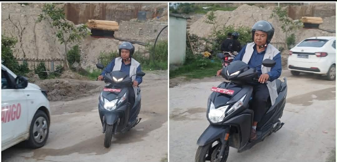 नियम पालनामा उदाहरणीय नगरप्रमुख: बिदामा आफ्नै निजी सवारी चढ्छन् तामाङ