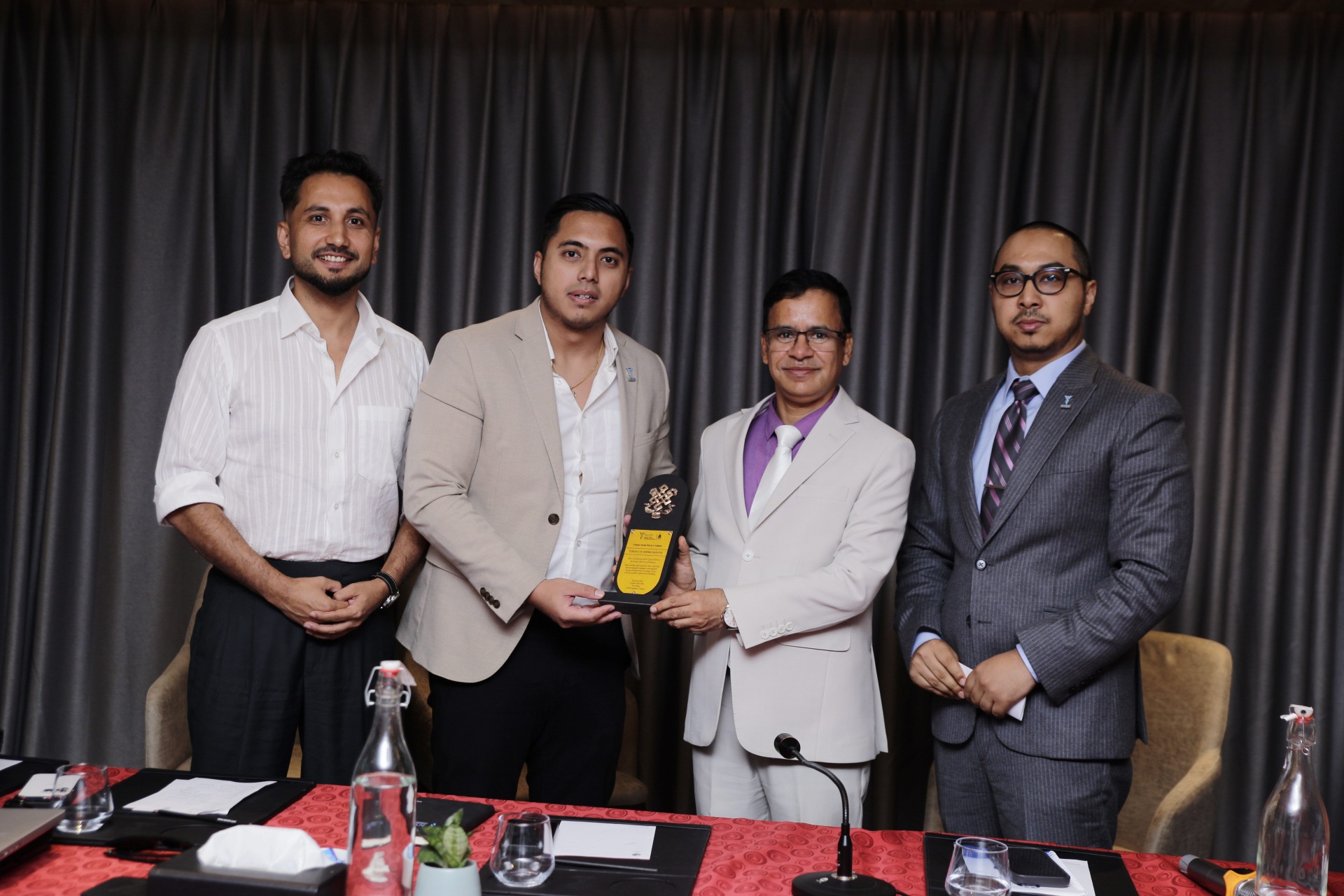 नेपाली युवा उद्यमी मञ्च ललितपुर च्याप्टरको ‘थिंक ट्यांक’ सिरिज सुरु नेपाली युवा उद्यमी मञ्च ललितपुर च्याप्टरको ‘थिंक ट्यांक’ सिरिज सुरु