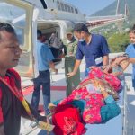 जटिल प्रसूति समस्यामा परेकी १७ वर्षीया महिलाको हवाई उद्धार