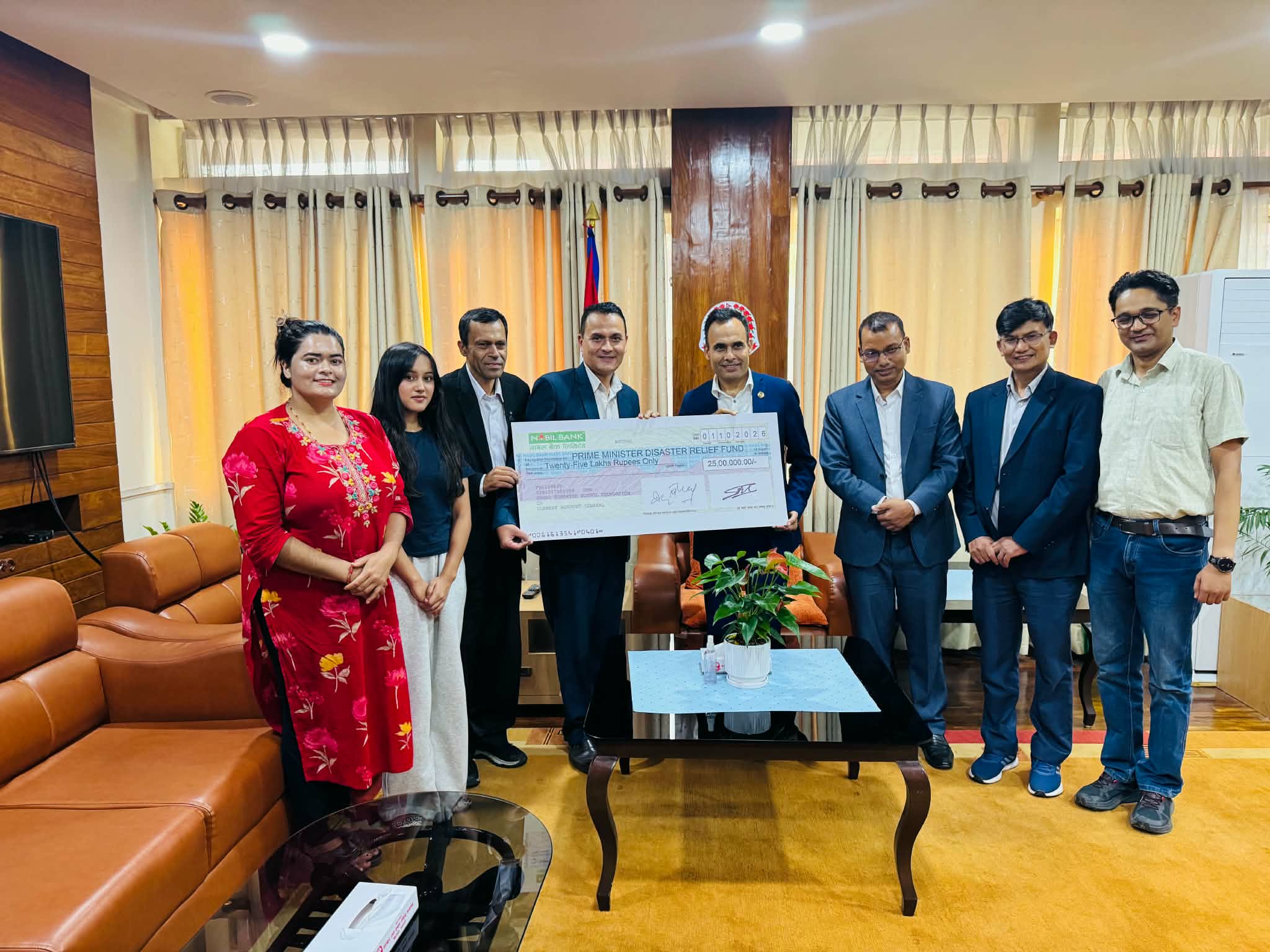 हाम्रो सनसाइन स्कुल फाउन्डेसनद्वारा बाढी पीडितका लागि रु २५ लाख सहयोग हाम्रो सनसाइन स्कुल फाउन्डेसनद्वारा बाढी पीडितका लागि रु २५ लाख सहयोग
